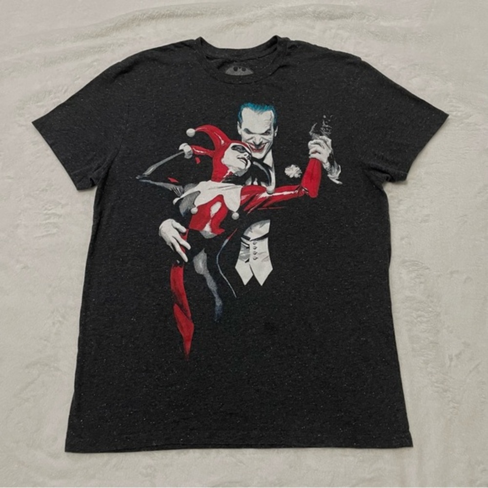 Joker Harley Quinn Batman T-Shirt Men's Size Large 42-44 Gray Short Sleeve